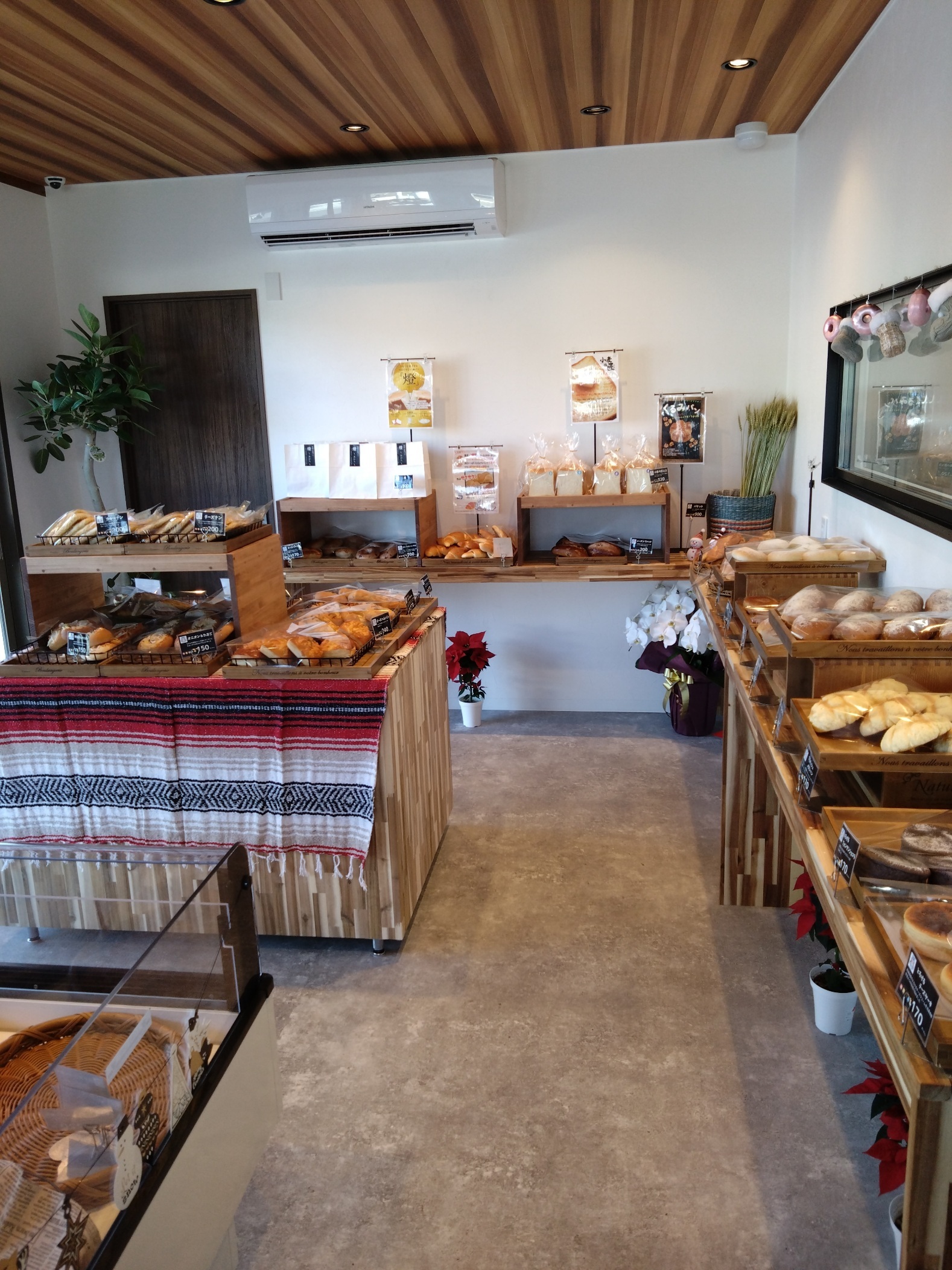 パン屋さんがオープン！　周智郡森町